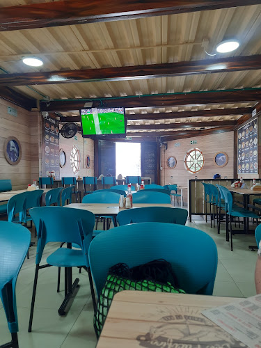 La Barca del Pacifico: Restaurante y Pescaderia