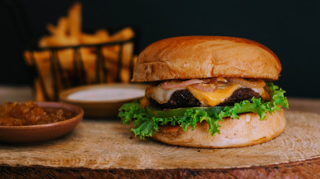 Hot Pepper Burger - Girón