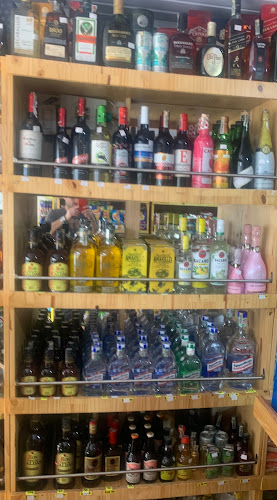 Comentarii opinii despre ventanilla el bosque de la 21 licores a domicilio armenia