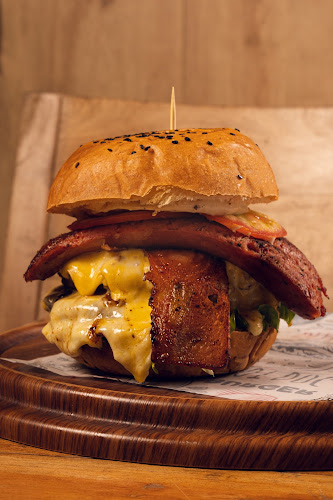 Dubai Wings - Gastronomía y hostelería