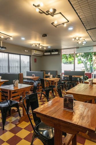 Dim Dom - Gastronomía y hostelería