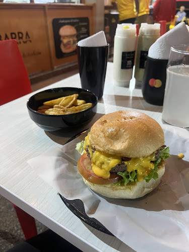 Opinii despre La Barra Hamburguesas de Tradición în Bogotá - Gastronomía y hostelería