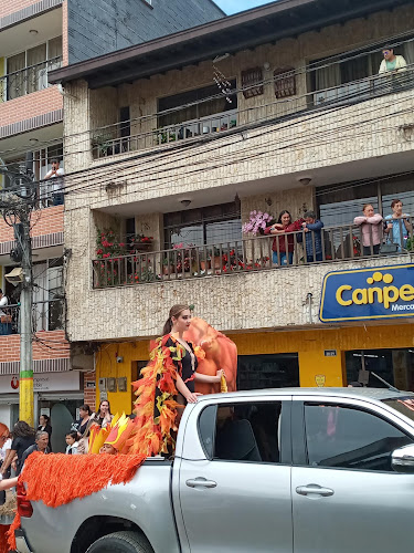 Opinii despre Asadero Santa Rosa Km 0 Santa Rosa de Osos Llanos De Cuiba în Santa Rosa de Osos - Gastronomía y hostelería