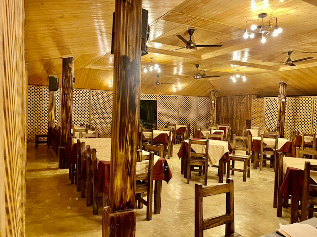 CARNÍVOROS RESTAURANTE GRILL