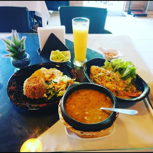 Opinii despre Restaurante Rey Mar în La Dorada - Gastronomía y hostelería