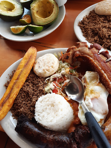 Comentarii opinii despre Restaurante Los Kioskos Sede 1