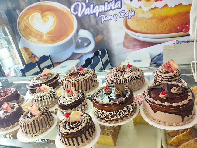 Comentarii opinii despre Panadería y Pastelería Valquiria