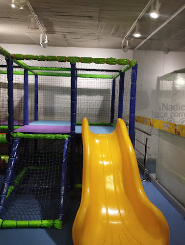 Carrera 12 # 22 - 90 Locales 16 Y 17, Santa Marta, Magdalena