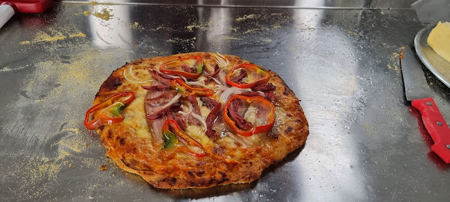 Opinii despre 3 Nevados Food Trailer în Villamaría - Gastronomía y hostelería