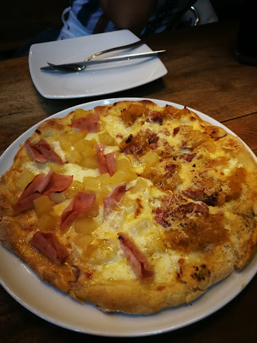 Opinii despre Tutto pizza în Dosquebradas - Gastronomía y hostelería