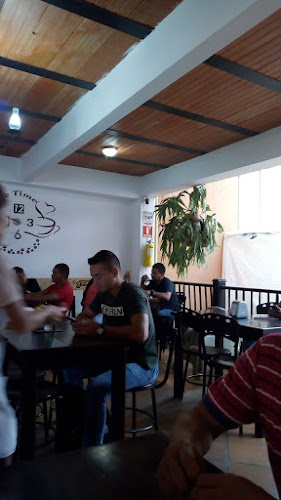 Comentarii opinii despre Cafeteria Ricuras