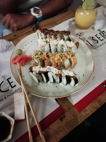 Comentarii opinii despre Sushi Service