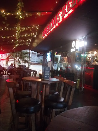 Comentarii opinii despre BUFFALOS BEER PUB