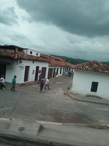 Opinii despre LA ESQUINA DE MANAGUA în Girón - Gastronomía y hostelería