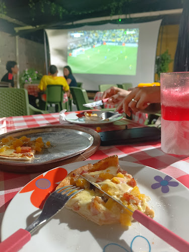 O Tomate Pizzería - Gastronomía y hostelería