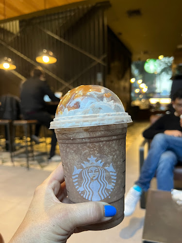 Comentarii opinii despre Starbucks Torre 95