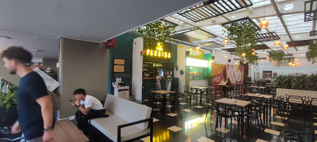 TiraParriba | Bar Restaurante | Hamburguesas, Cervezas, Cócteles