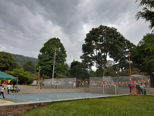 Comentarii opinii despre Comfenalco sede recreacional