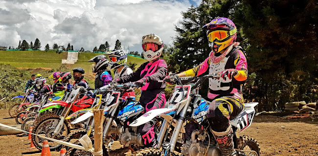 Opinii despre Pista motocross guarne în Guarne - Gastronomía y hostelería