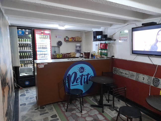 La Petite cafe-bar