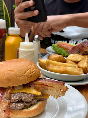 Opinii despre La Hamburguesería Chicó în Bogotá - Gastronomía y hostelería