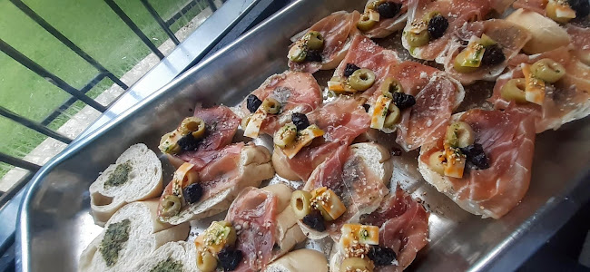 Royal Cafe & Bakery - Gastronomía y hostelería