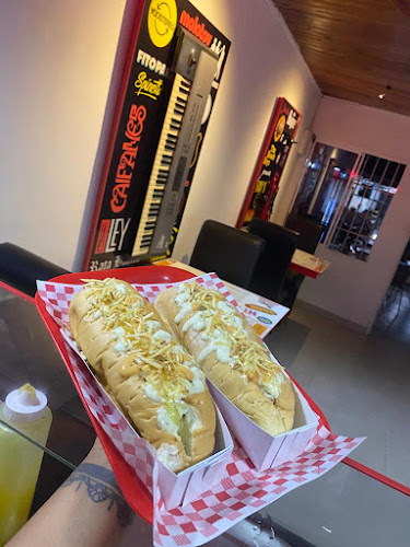 Comentarii opinii despre Bobby Hot Dog