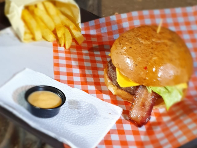 DEL PARQUE Las Hamburguesas - Gastronomía y hostelería