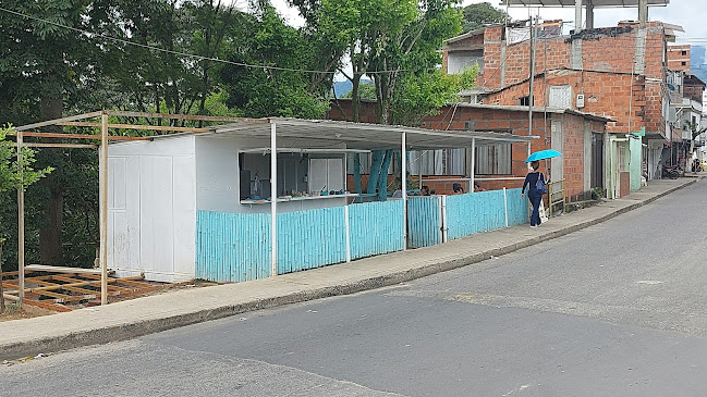 Opinii despre AGUAMARINA, Carnes, pescados y mariscos. în Bucaramanga - Gastronomía y hostelería