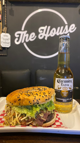 Opinii despre The House, Café - Bar în Funza - Gastronomía y hostelería