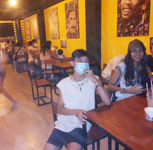 Opinii despre JUANITA BURGER în Anapoima - Gastronomía y hostelería