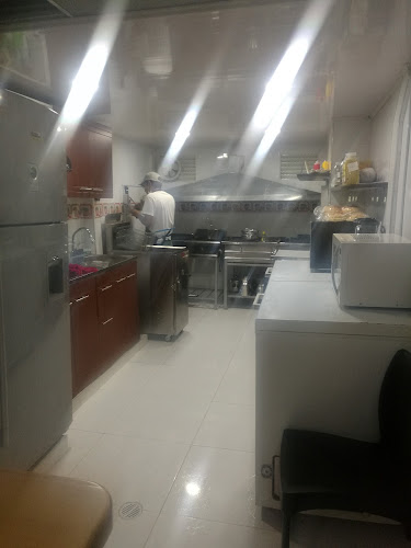 Comentarii opinii despre Panadería La Espiga Dorada