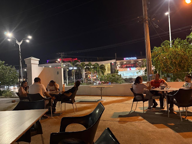 Opinii despre Restaurante Parrilla Bar Malibú-Sincelejo în Sincelejo - Gastronomía y hostelería