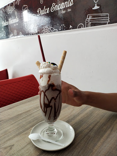 Opinii despre Coffee & Burger Dulce Encanto în Pamplona - Gastronomía y hostelería