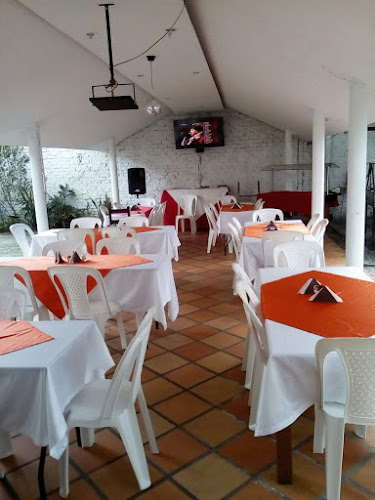 Opinii despre RESTAURANTE COSTUMBRES ARGENTINAS în Guadalajara de Buga - Gastronomía y hostelería