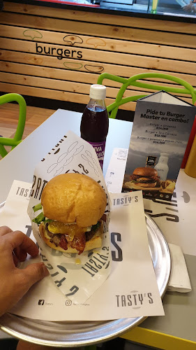 Tasty's Burgers - Envigado
