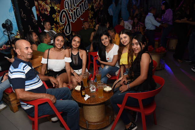Opinii despre Mama Juana Bar Karaoke în Jamundí - Gastronomía y hostelería