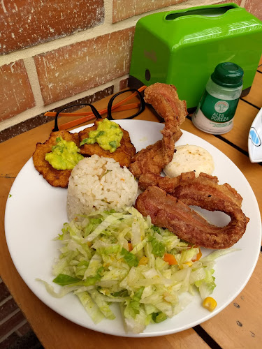 Cra. 48 # 35 sur 30, Zona 2, Envigado, Antioquia