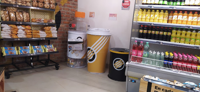 TOSTAO' Café & pan / Ecoplaza Carrera 3