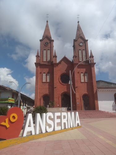 Opinii despre Cafetería Anserma în Anserma - Gastronomía y hostelería