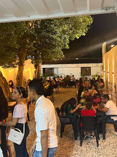 Opinii despre Zona trece în Sahagún - Gastronomía y hostelería