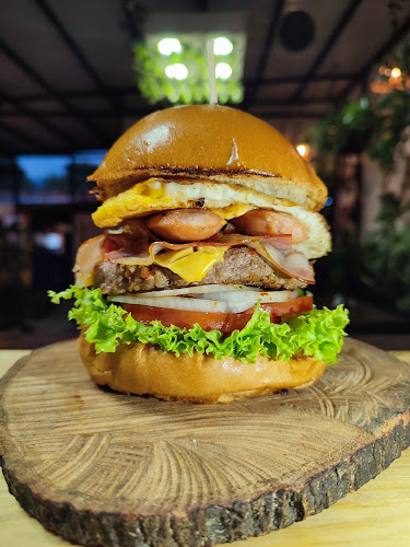 Bambu Burguer Fast Food.