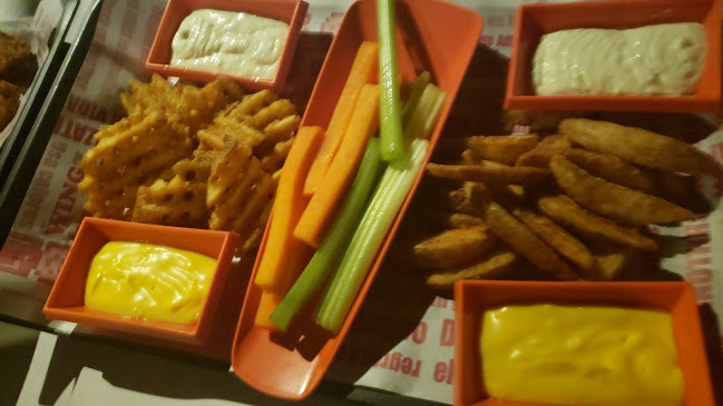 WINGZ Wings-N-Beer, Circunvalar - Gastronomía y hostelería