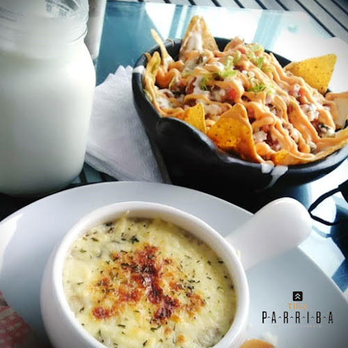 TiraParriba | Bar Restaurante | Hamburguesas, Cervezas, Cócteles - Gastronomía y hostelería