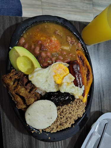 Opinii despre Restaurante La Embajada Paisa în Pasto - Gastronomía y hostelería