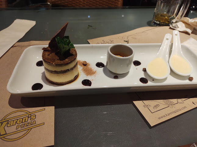 Karen's Pizza - Gastronomía y hostelería