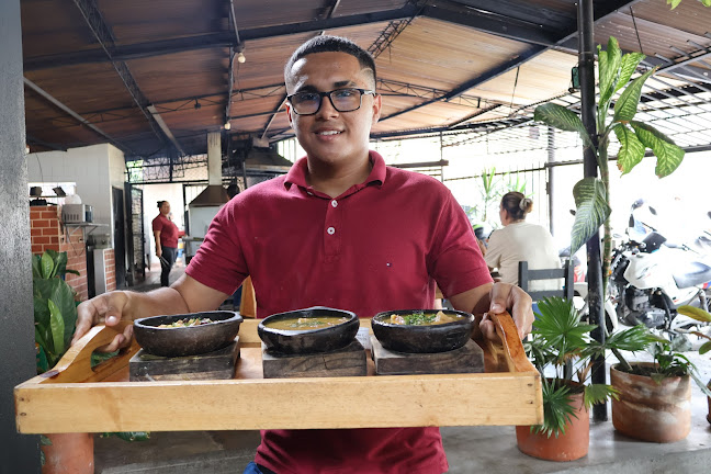 Comentarii opinii despre La Charaleña Parrilla & Guarapo