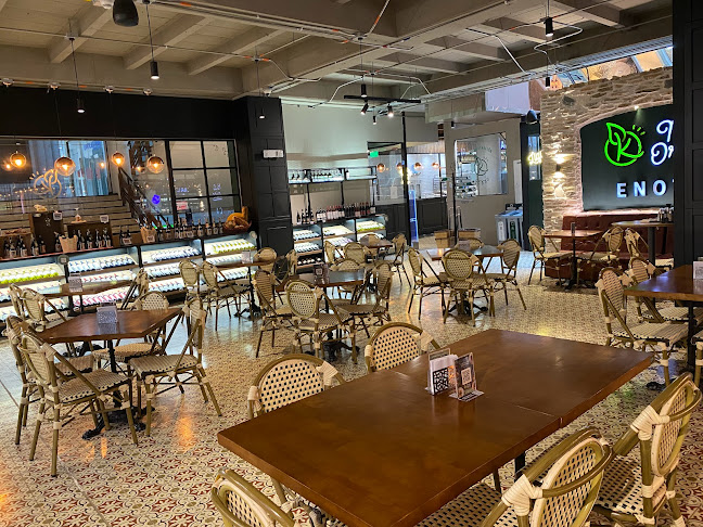 Centro Comercial Hacienda, Cl. 114 #6-06, Bogotá