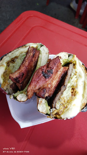 Cl. 15 #34-35, Santa Elena, Cali, Valle del Cauca