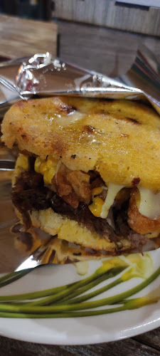 Opinii despre Las Arepas Del Pueblo în Santa Rosa de Cabal - Gastronomía y hostelería